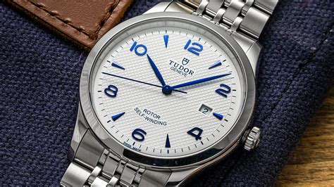 tudor 1926 review.